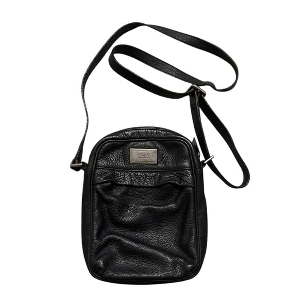 아르마니 Armani 카프스킨 크로스백