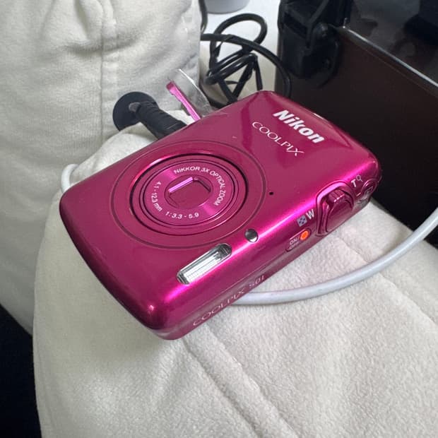 니콘 쿨픽스 S01 핑크 디카(작례 포함)