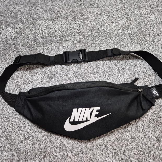 나이키 헤리티지 힙색 웨이스트백