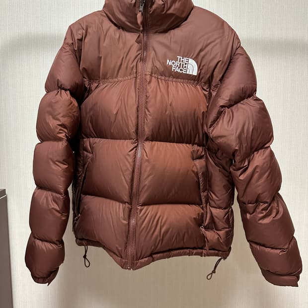 해외)노스페이스 눕시 다크오크 M 아소스