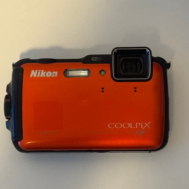 Nikon Aw120 빈티지 카메라