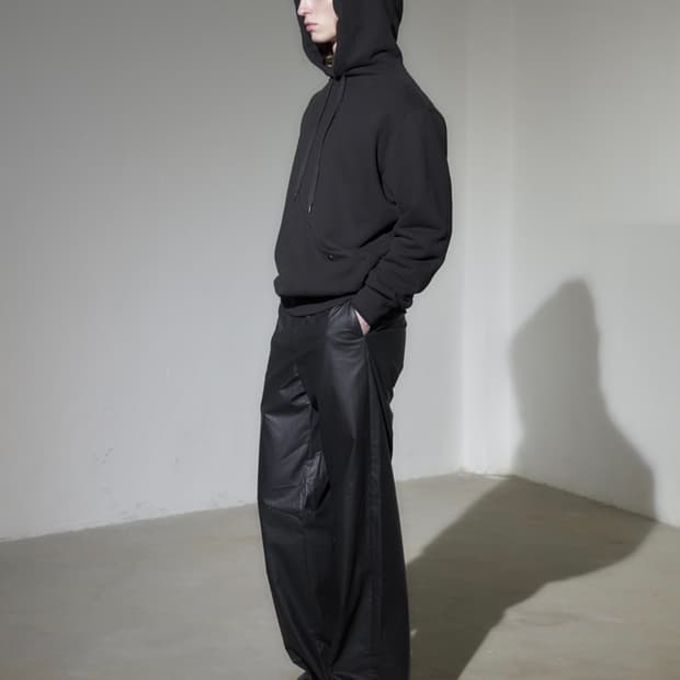 큐레이티드 퍼레이드 볼드 후디 블랙 48