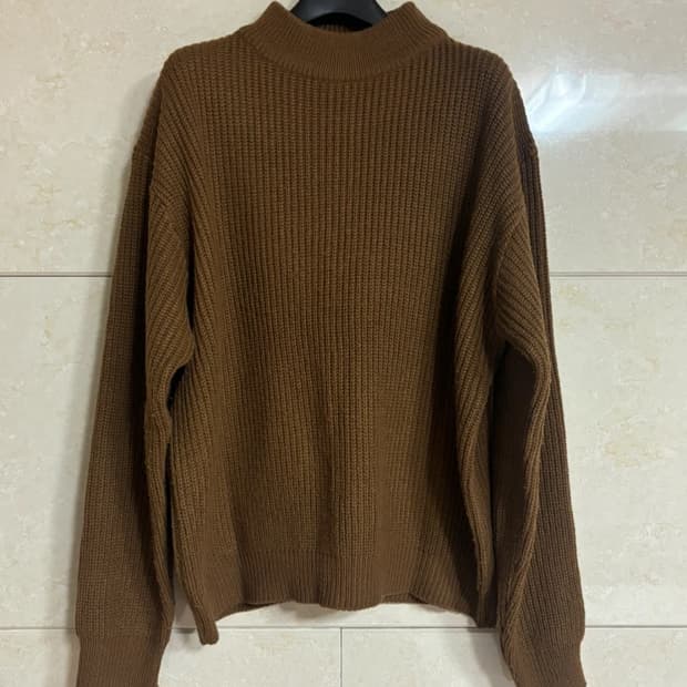 갈색 반폴라 와플골지 니트