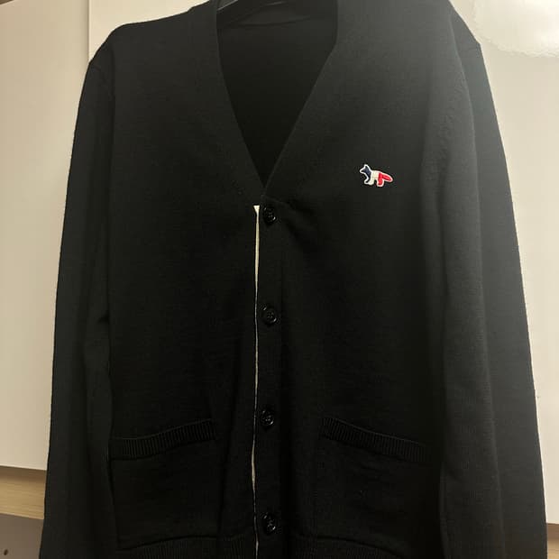 메종키츠네 가디건