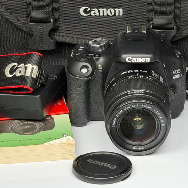 캐논 EOS 600D DSLR 카메라