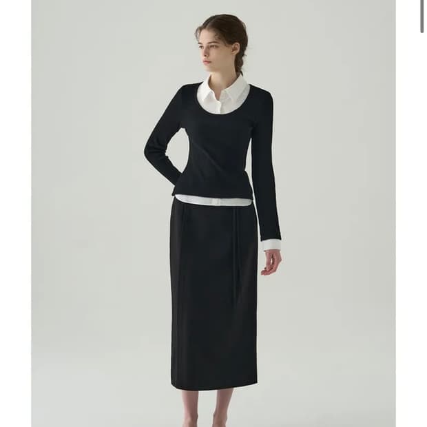 (새상품)(S) 드로우핏 우먼 에이치 라인 스트랩 펜슬 스커트