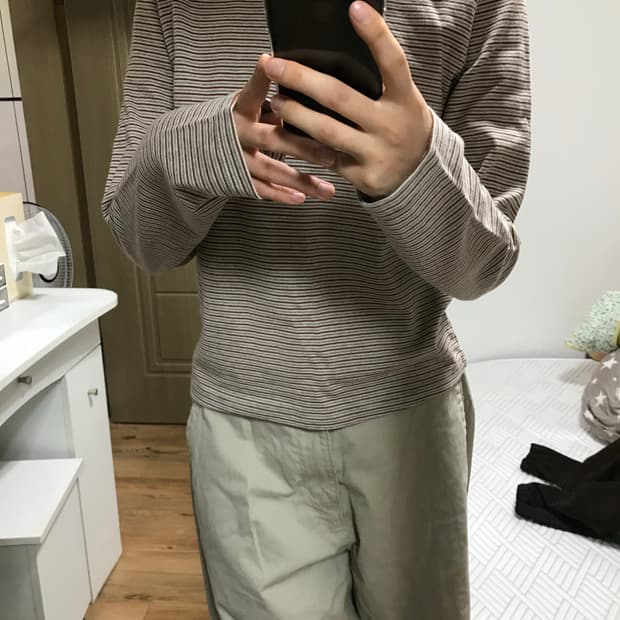 스트라이프 긴팔티