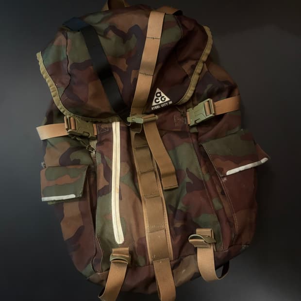 acg 나이키 카모 백팩