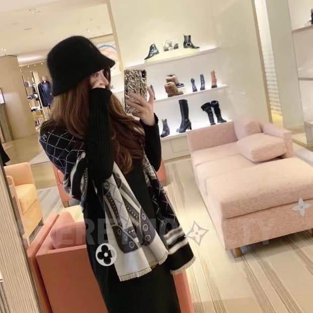 샤넬VIP에펠탑 캐시미어머플러,기프트 숄 선물세트 풀박스