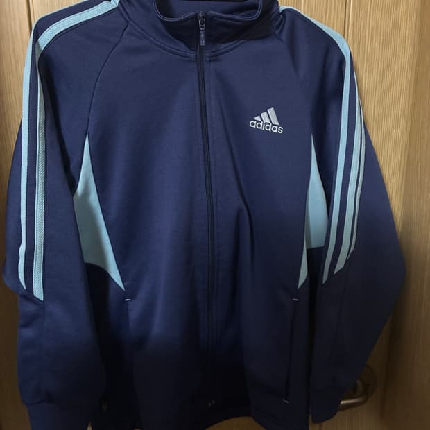 아디다스 네이비 트랙탑