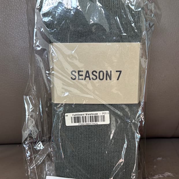 [새상품/L,XL] 이지 시즌7 칼라바사스 삭스 양말 3페어