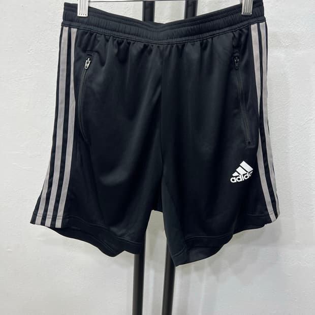 정품) 아디다스 삼선 트레이닝 반바지 L