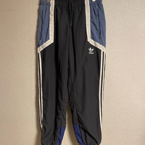 아디다스 트랙팬츠