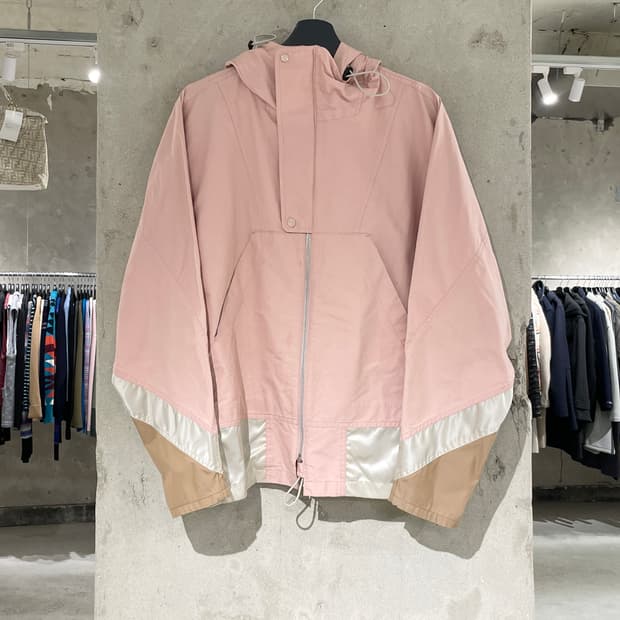 토가 비릴리스 21A/W 핑크 패널 라이트 웨이트 자켓