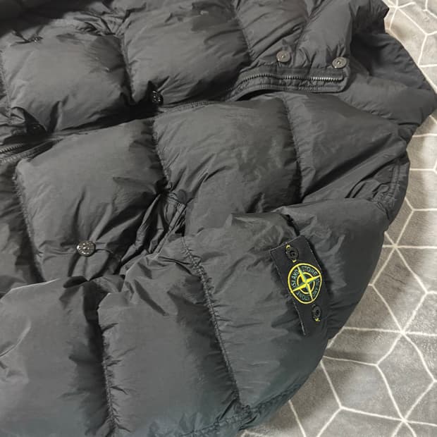 24fw 스톤아일랜드 크링클랩스 패딩 XXL