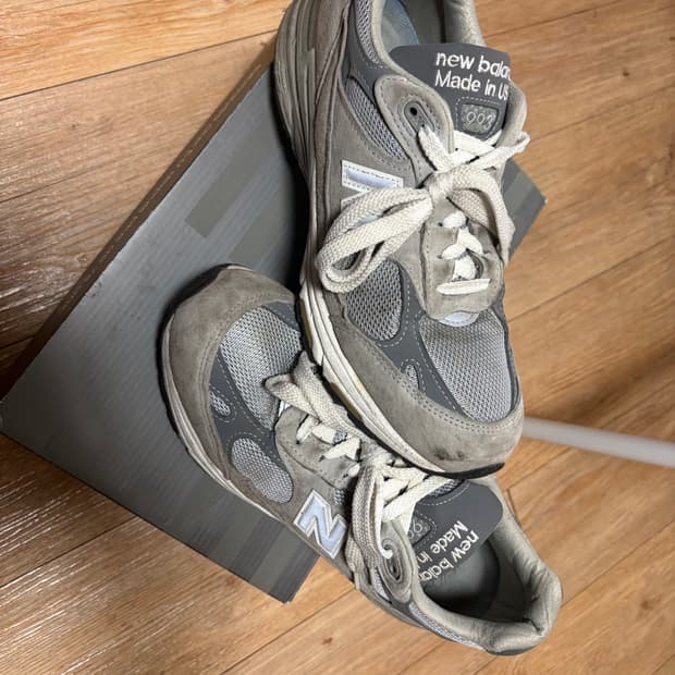 뉴발란스 993