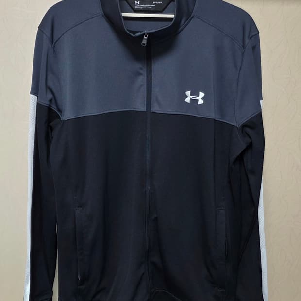 언더아머 집업 L 