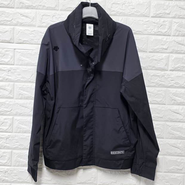 택포) 95 데상트 여자 바람막이