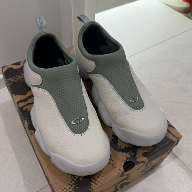 오클리 팩토리팀 x 브레인데드 275