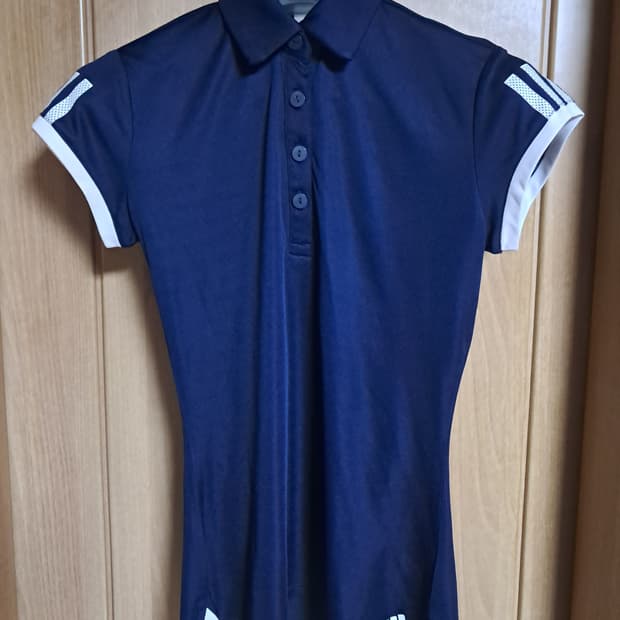 아디다스 여성 반팔티 XS