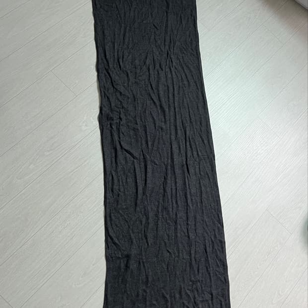 차콜 울 머플러