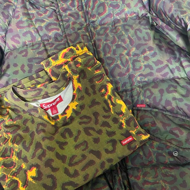 [L] 24fw 슈프림 홀로그램 레오파드 롱슬리브