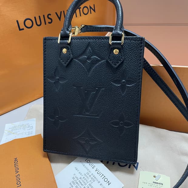 (새상품급) 루이비통 쁘띠 삭 플라 앙프렝뜨 백화점 풀구성