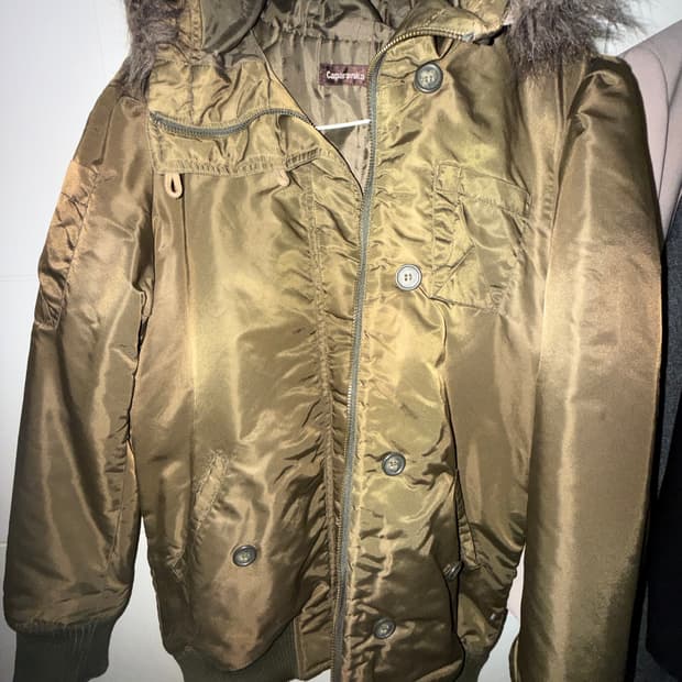 caparanka 카키 점퍼