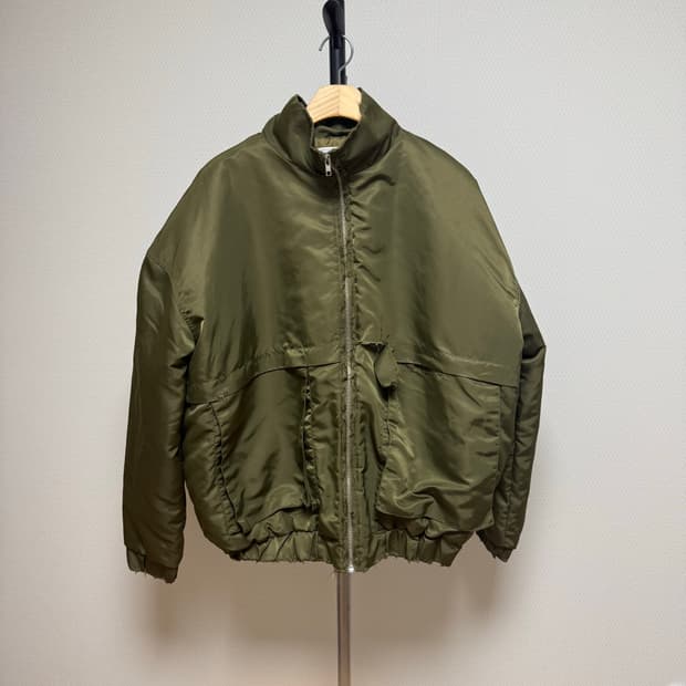 디스트레스드 봄버 자켓