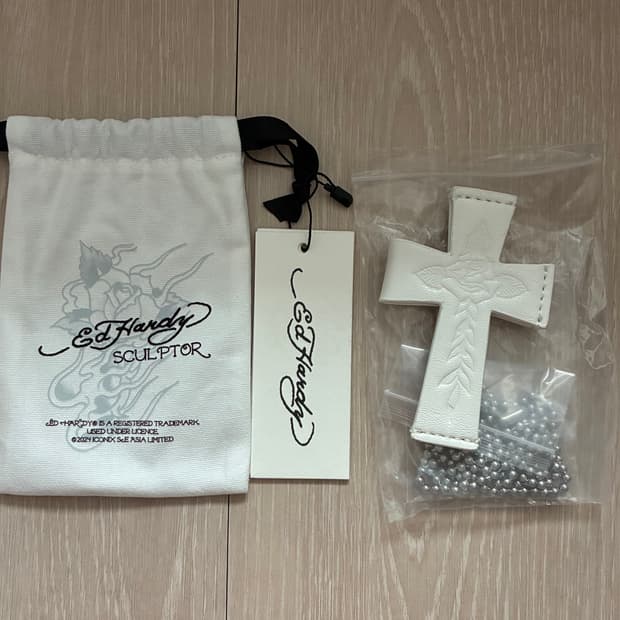 스컬프터 에드하디 카드지갑 화이트