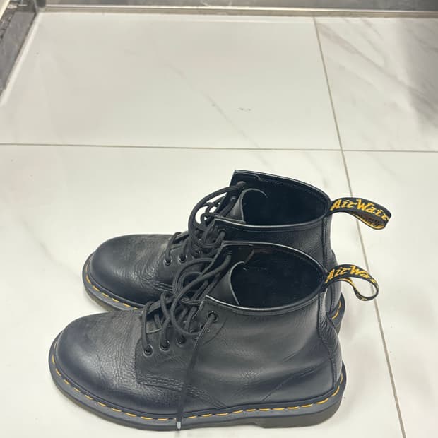 닥터마틴 6홀 250