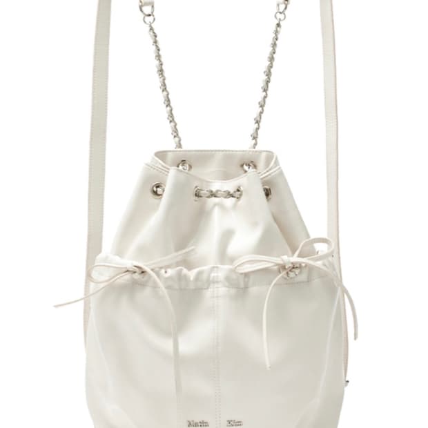 마뗑킴 드로우 스트링 리본 백팩 아이보리