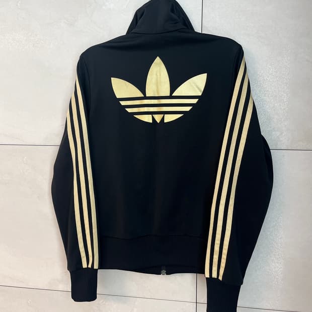 아디다스 제니깔 딱붙핏 파이어버드 검,골 져지 (90) 