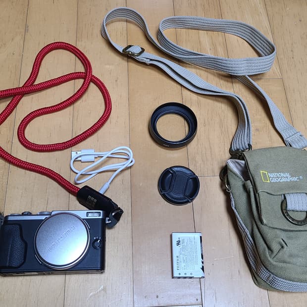 후지필름 x70 + 내셔널지오그래픽 가방