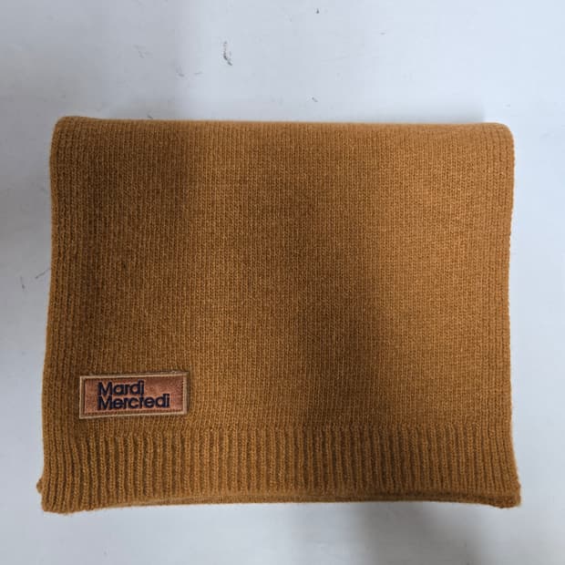 25년 신상 마르디 메크르디 머플러