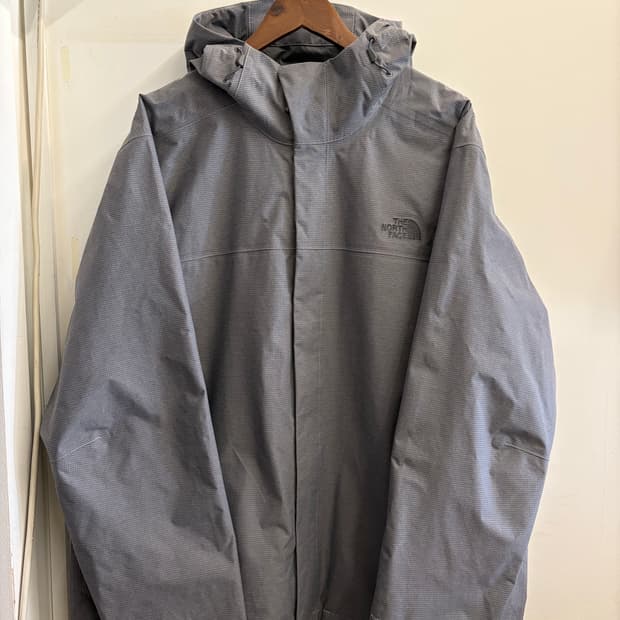 N99. 노스페이스 바람막이 자켓