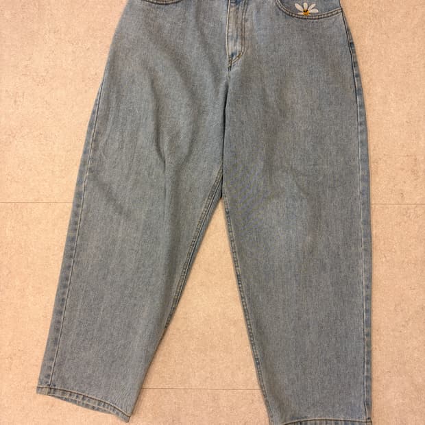 라브로스 데이지 배기진 팝니다