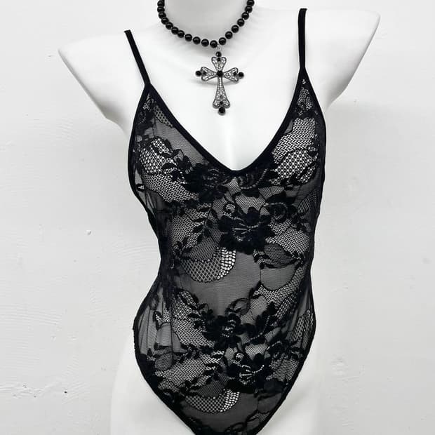 블랙페어리 레이스 바디수트