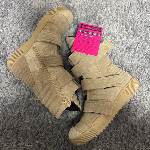 데모바자(Demobaza) moon rovers