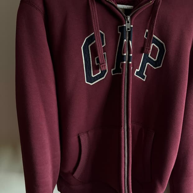 GAP 버건디 후드집업