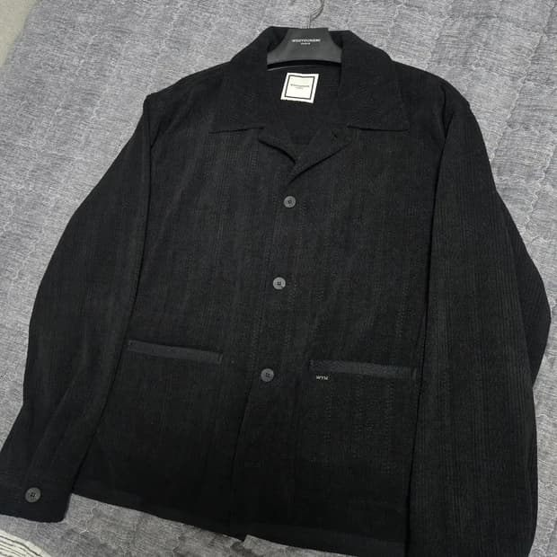 우영미 크로세셔츠