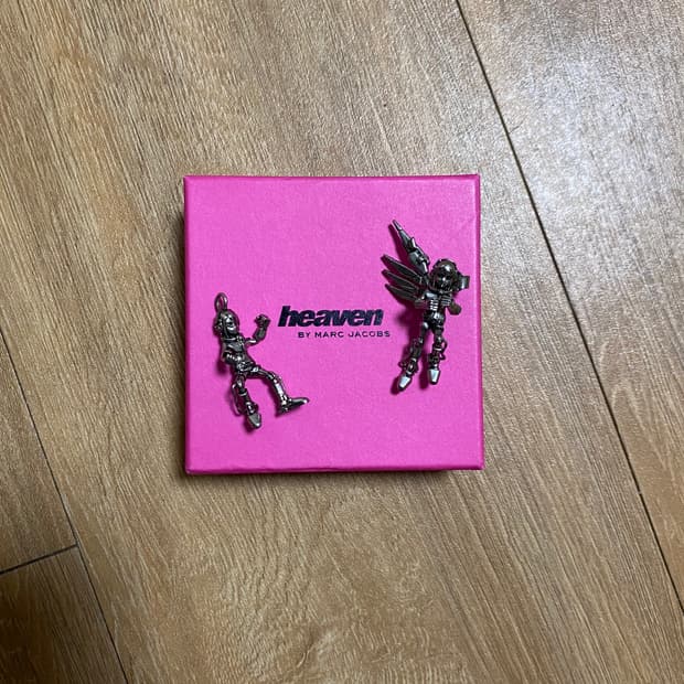 Heaven by marc jacobs 귀걸이 세트
