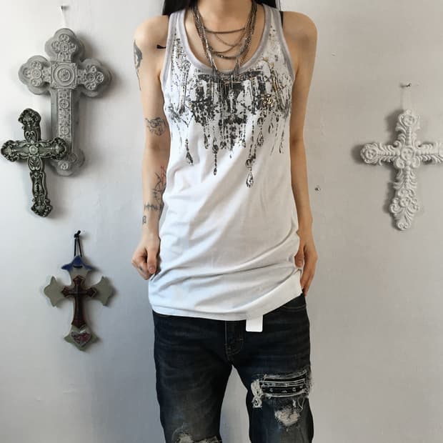 Necklace printing sleeveless