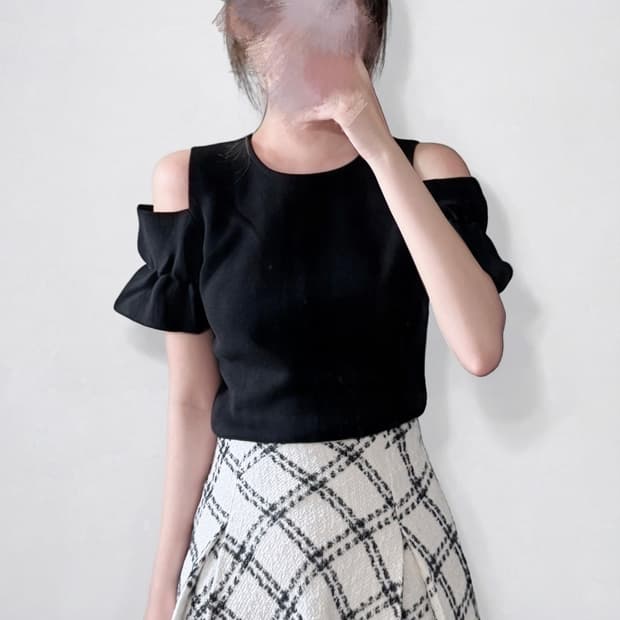 tocco closet 토코클로젯 오프숄더 프릴 블라우스