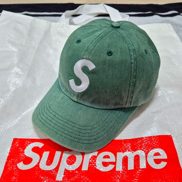 (os) 슈프림 피그먼트 S로고 캡 그린 다크틸 6패널 모자