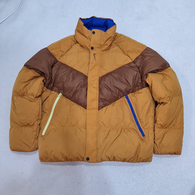 나이키  다운패딩M