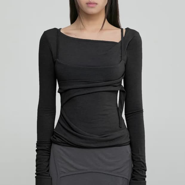 플레어업 레이어드 뷔스티에 롱슬리브 블랙