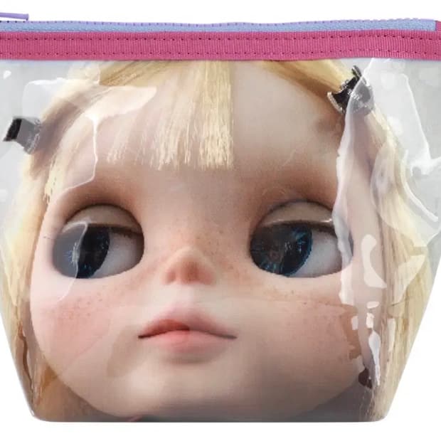 코이세이오 브라이스 파우치