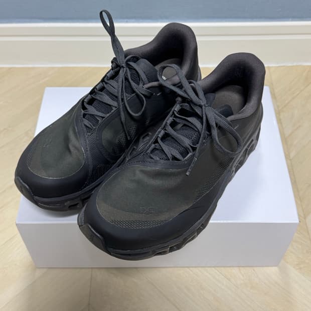 온 러닝 x 포스트 아카이브 팩션 클라우드몬스터 2 쏜 브라운 (260)