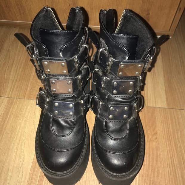 데모니아 스윙 105 통굽 부츠 235-240 팔아요